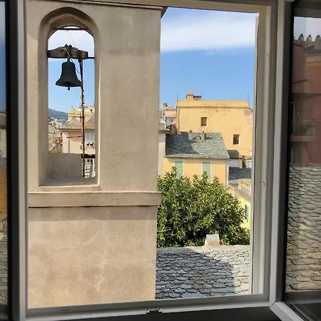 Apartment Place Du Marche Bastia