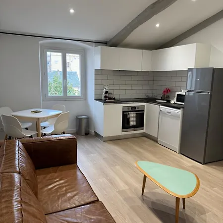 Place Du Marche * בסטיה