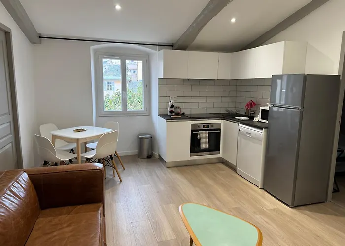 Place Du Marche בסטיה